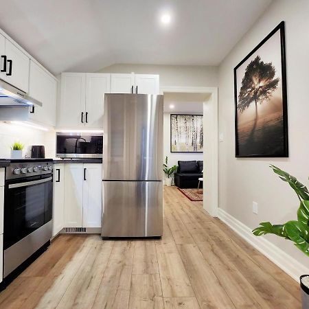 The Cozy Cove Modern King-Bedroom Full Apartment Sainte-Catherine Εξωτερικό φωτογραφία