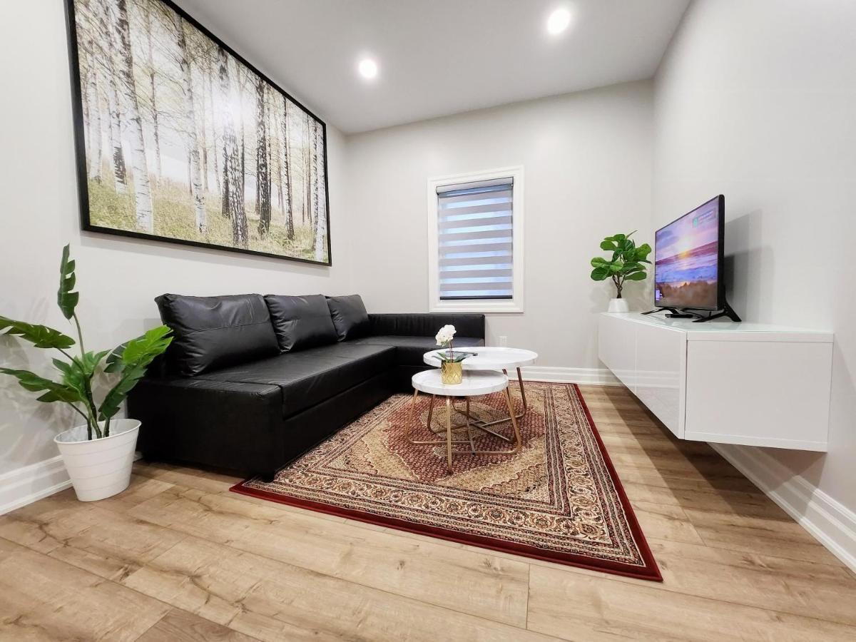 The Cozy Cove Modern King-Bedroom Full Apartment Sainte-Catherine Εξωτερικό φωτογραφία